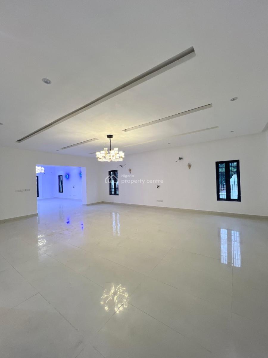 Luxury Mansion, Guzape District, Abuja, House for Sale