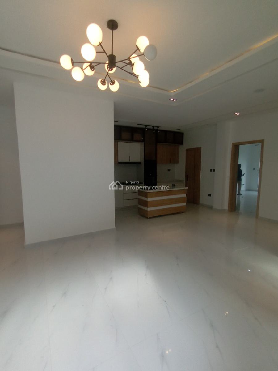 Executive 2 Bedroom Flat, Chisco, Lekki, Lagos, Flat / Apartment for Sale