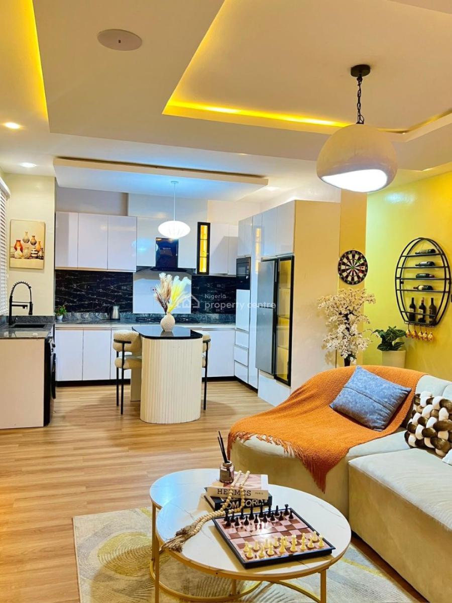 1 Bedroom Private Compound with Ps5,snooker, Table Tennis & Balcony, Lekki Phase 1, Lekki, Lagos, Mini Flat (room and Parlour) Short Let
