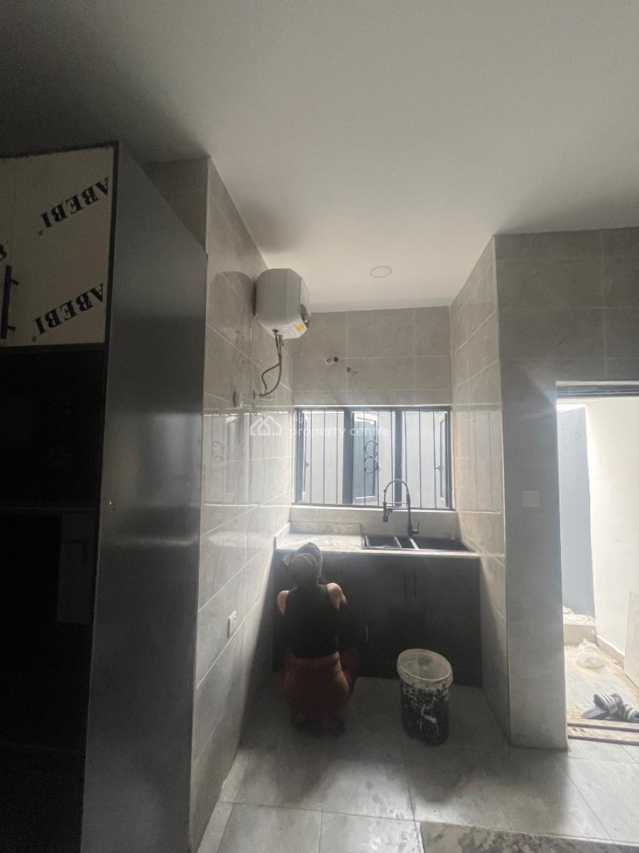 4 Bedroom Duplex, Wale Alimi Estate, Okun-ajah, Ajah, Lagos, Flat / Apartment for Rent