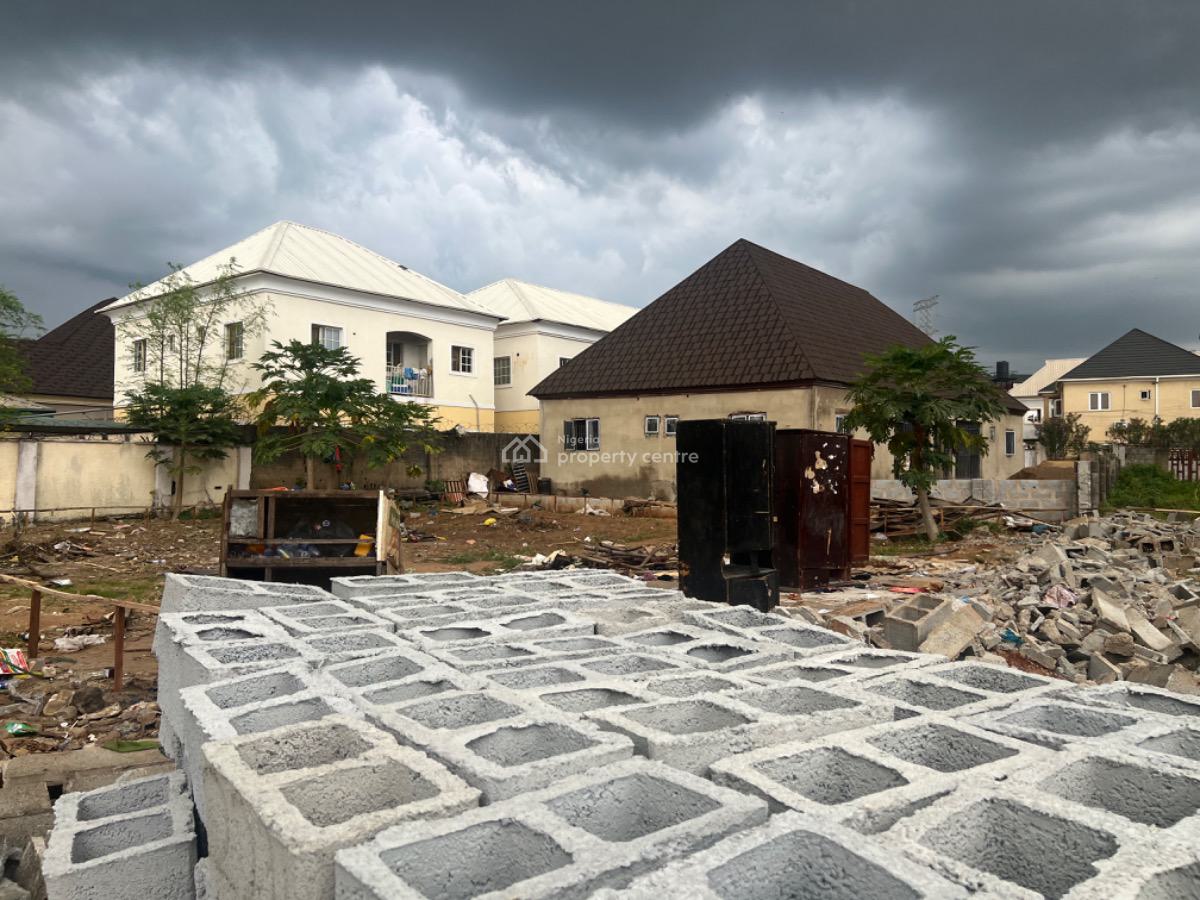 2 Bedroom Terrace with Bq, News Engineering Close to Chicken Republic By The Tarred Road, Dawaki, Gwarinpa, Abuja, Terraced Duplex for Sale