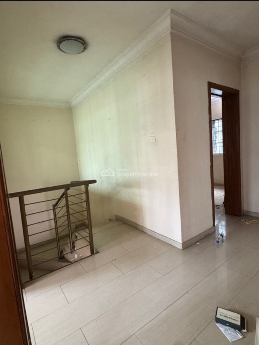 Spacious 4 Bedroom Self-compound Duplex, Lekki Phase 1, Lekki, Lagos, Semi-detached Duplex for Rent