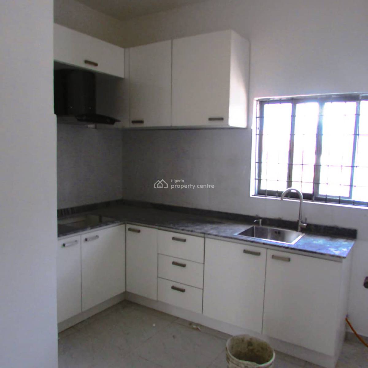 Nice 2 Bedroom Flat, Lekki Scheme 2, Close to Abraham Adesanya, Lekki Phase 2, Lekki, Lagos, Flat / Apartment for Sale