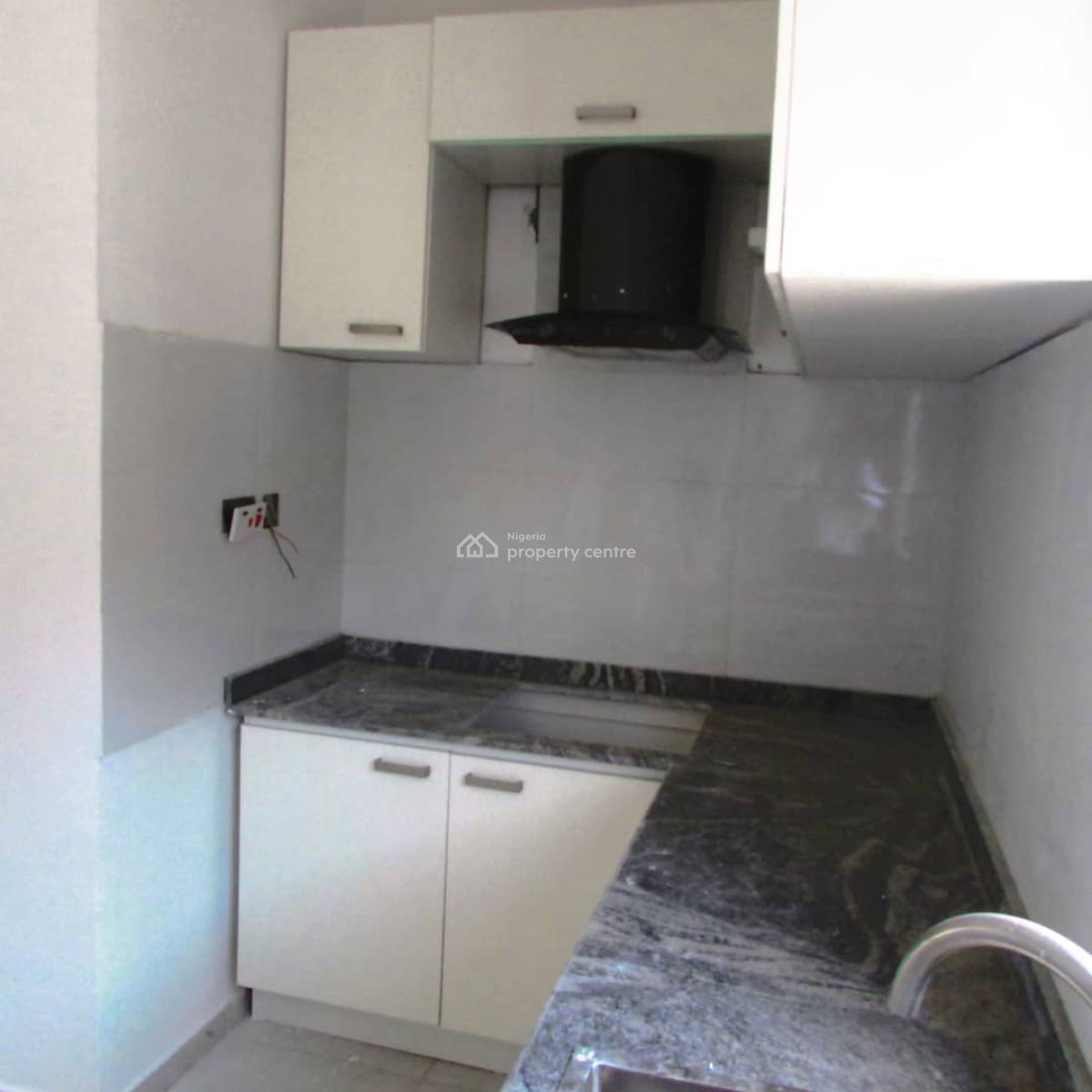 Nice 2 Bedroom Flat, Lekki Scheme 2, Close to Abraham Adesanya, Lekki Phase 2, Lekki, Lagos, Flat / Apartment for Sale