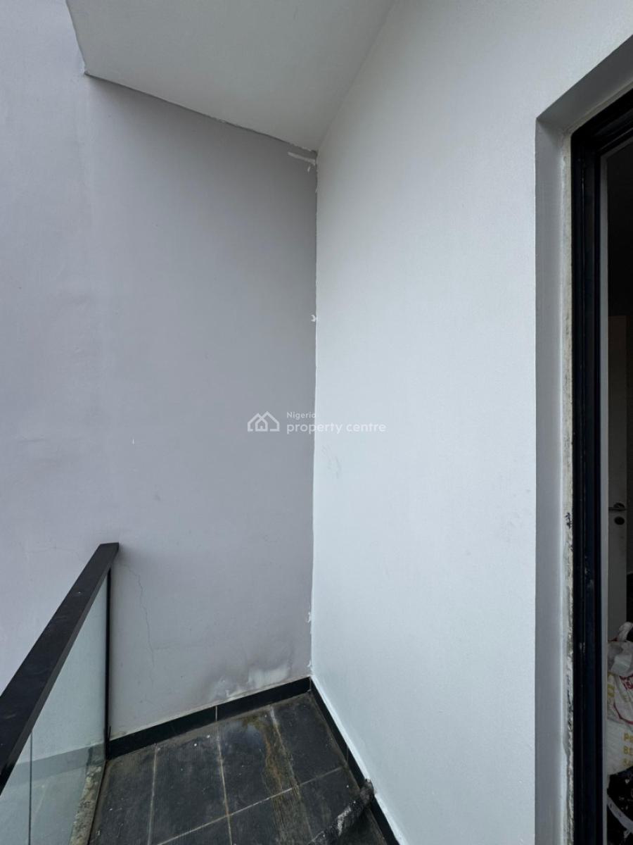 Well Maintained Mini Flat Apartment, Lekki Phase 1, Lekki, Lagos, Mini Flat (room and Parlour) for Rent