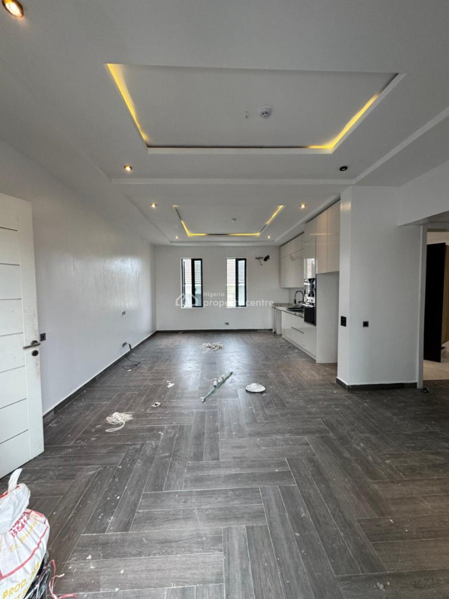 Well Maintained Mini Flat Apartment, Lekki Phase 1, Lekki, Lagos, Mini Flat (room and Parlour) for Rent