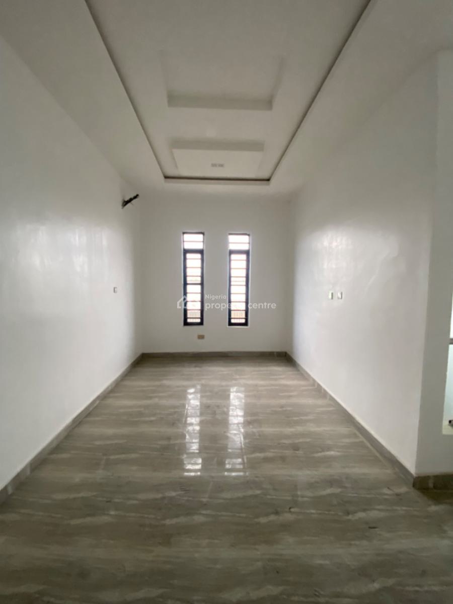 5 Bedroom Semi Detached Duplex with Bq, Ologolo, Lekki, Lagos, Semi-detached Duplex for Sale