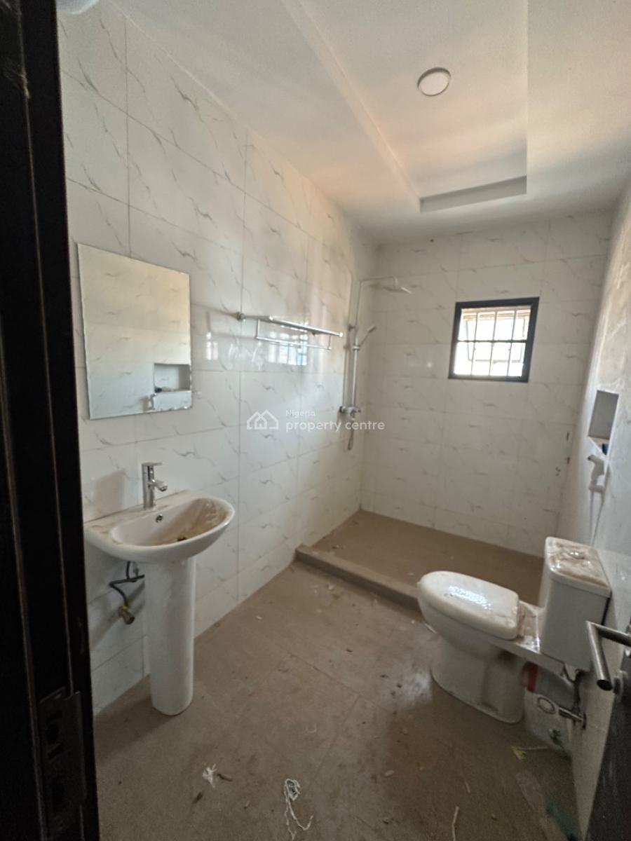 Luxury Spacious 3 Bedroom Duplex with Bq, Sunnyvale Road, Lokogoma District, Abuja, Terraced Duplex for Rent