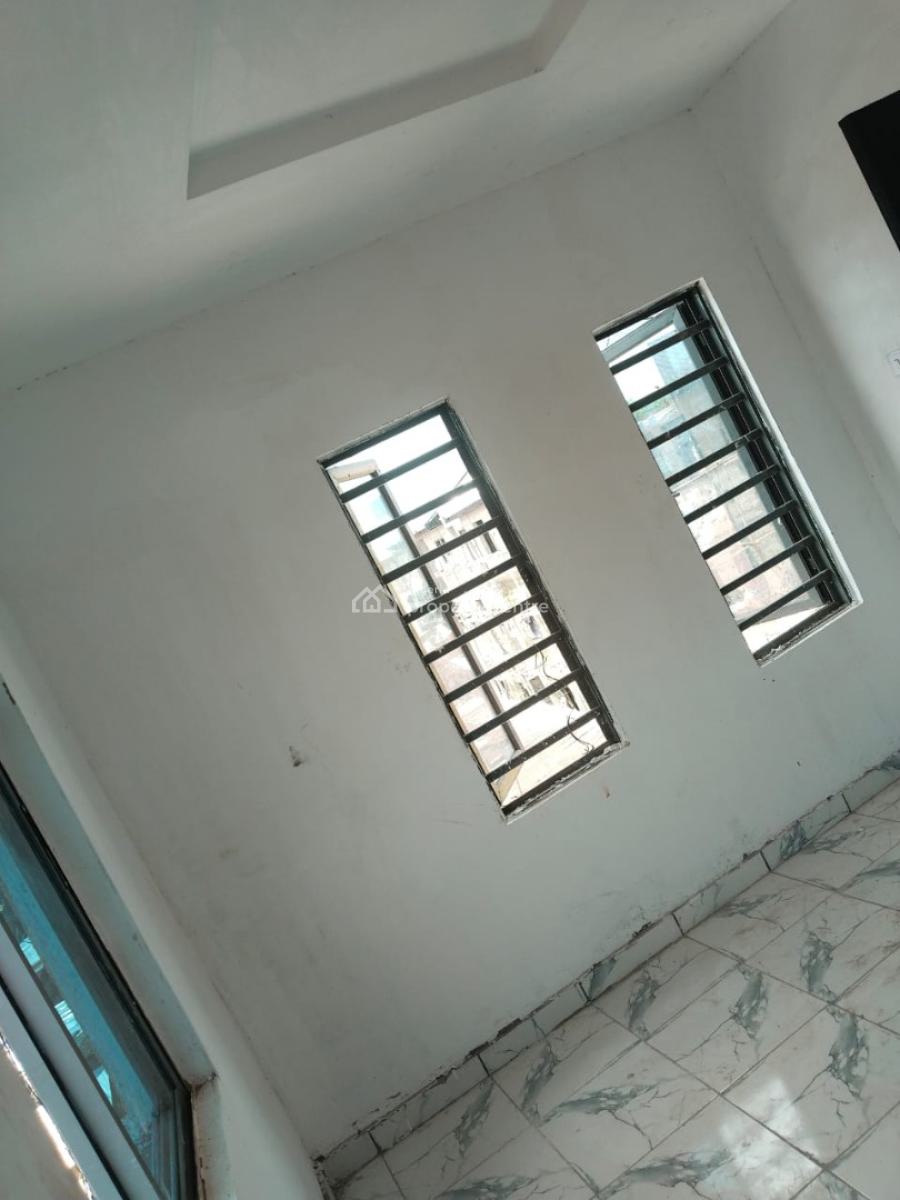 2 Bedroom Flat Upstairs with Private Balcony, Palmgrove, Shomolu, Lagos, Flat / Apartment for Rent