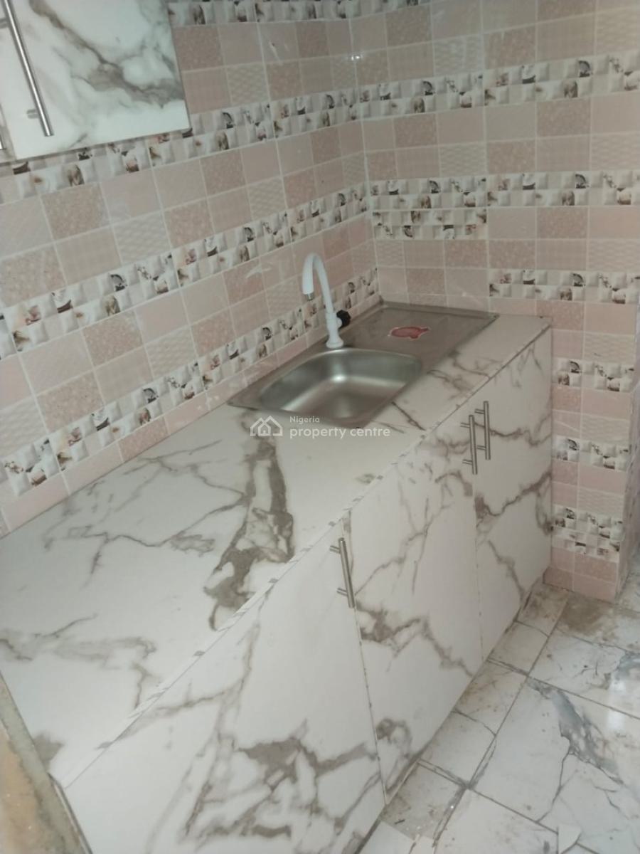 2 Bedroom Flat Upstairs with Private Balcony, Palmgrove, Shomolu, Lagos, Flat / Apartment for Rent
