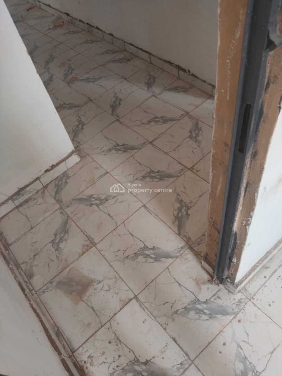 2 Bedroom Flat Upstairs with Private Balcony, Palmgrove, Shomolu, Lagos, Flat / Apartment for Rent