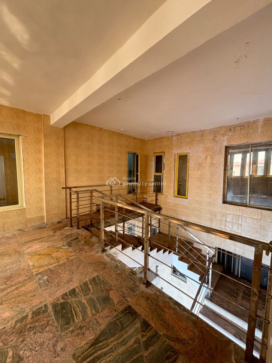 Spacious 3-bedroom Apartment with Bq, Pool, Gym and Elevator, Ikate Elegushi, Lekki, Lagos, Flat / Apartment for Rent