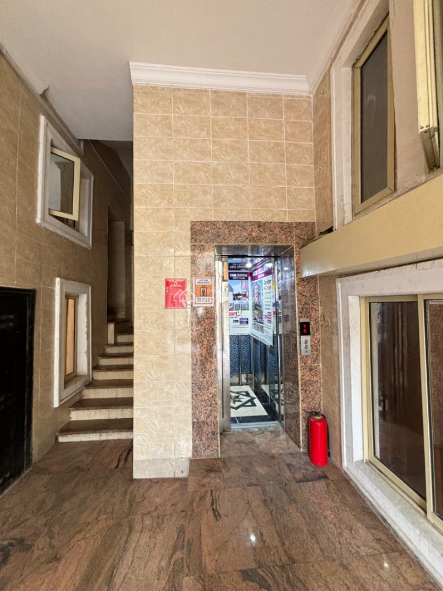 Spacious 3-bedroom Apartment with Bq, Pool, Gym and Elevator, Ikate Elegushi, Lekki, Lagos, Flat / Apartment for Rent