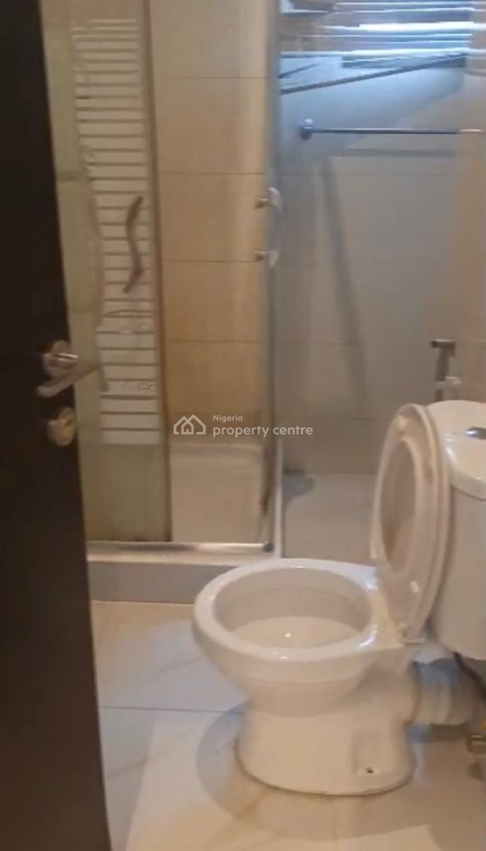Lovely and Furnished 4 Bedroom Flat, Off Ligali, Victoria Island (vi), Lagos, Flat / Apartment for Rent