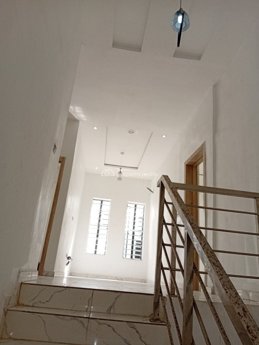 Well Grilled 4-bedroom Detached Duplex + Bq, Ochid Road, Lekki, Lagos, Detached Duplex for Rent