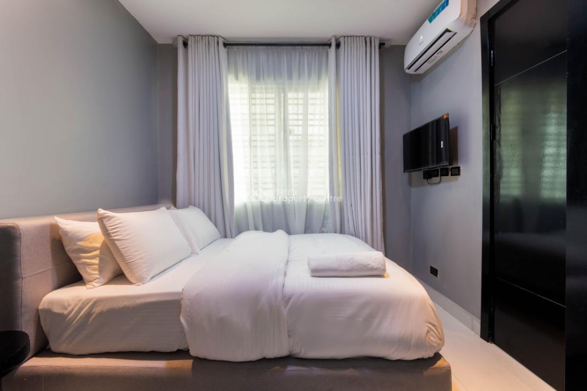 Brand New 2 Bedroom Maisonette with Top Notch Amenities, Lekki Right, Lekki, Lagos, House Short Let