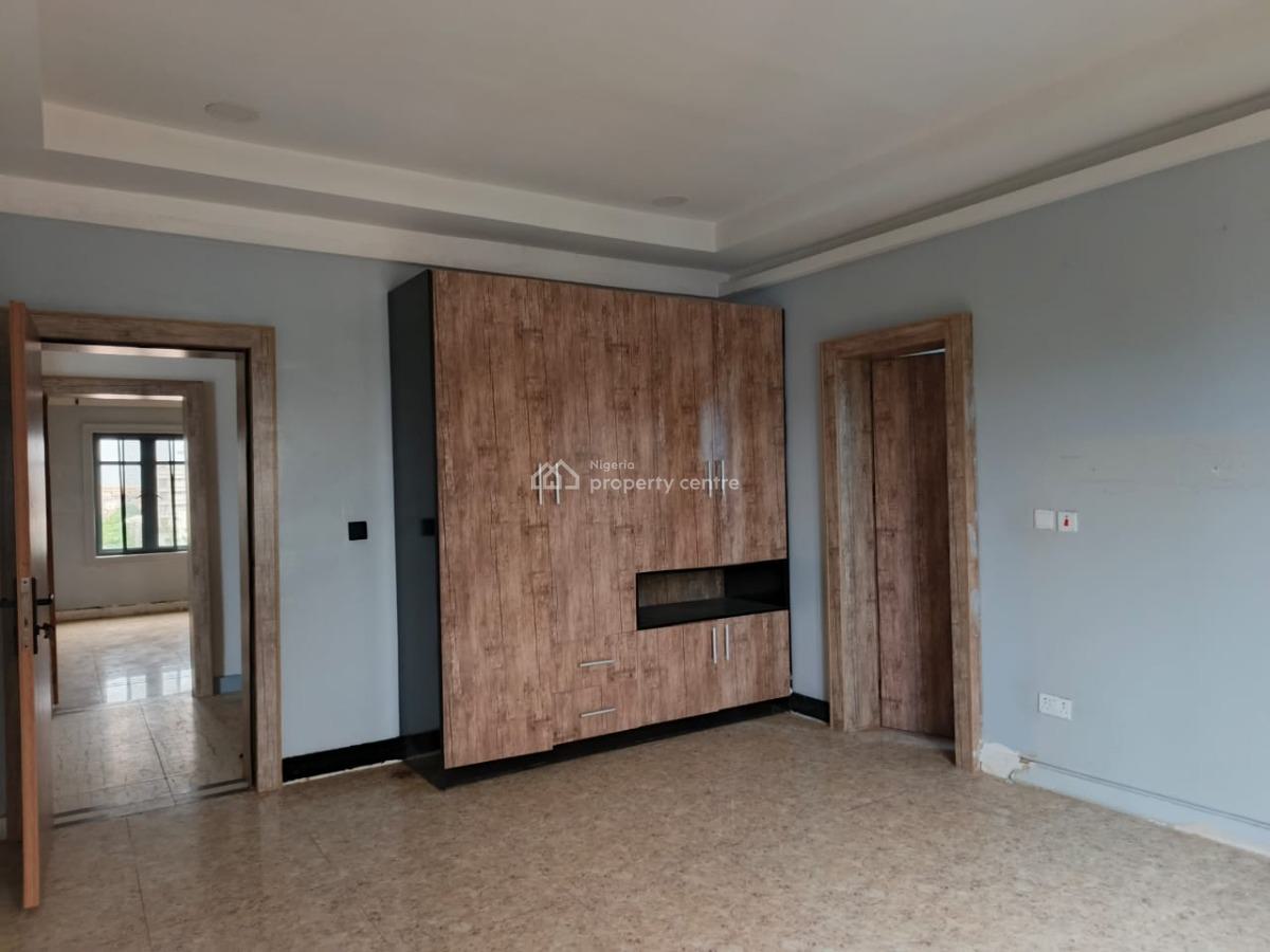 3 Bedroom Apartment with Amenities and  a Room Bq, Off Àjọṣe Adeogun, Victoria Island (vi), Lagos, Flat / Apartment for Rent
