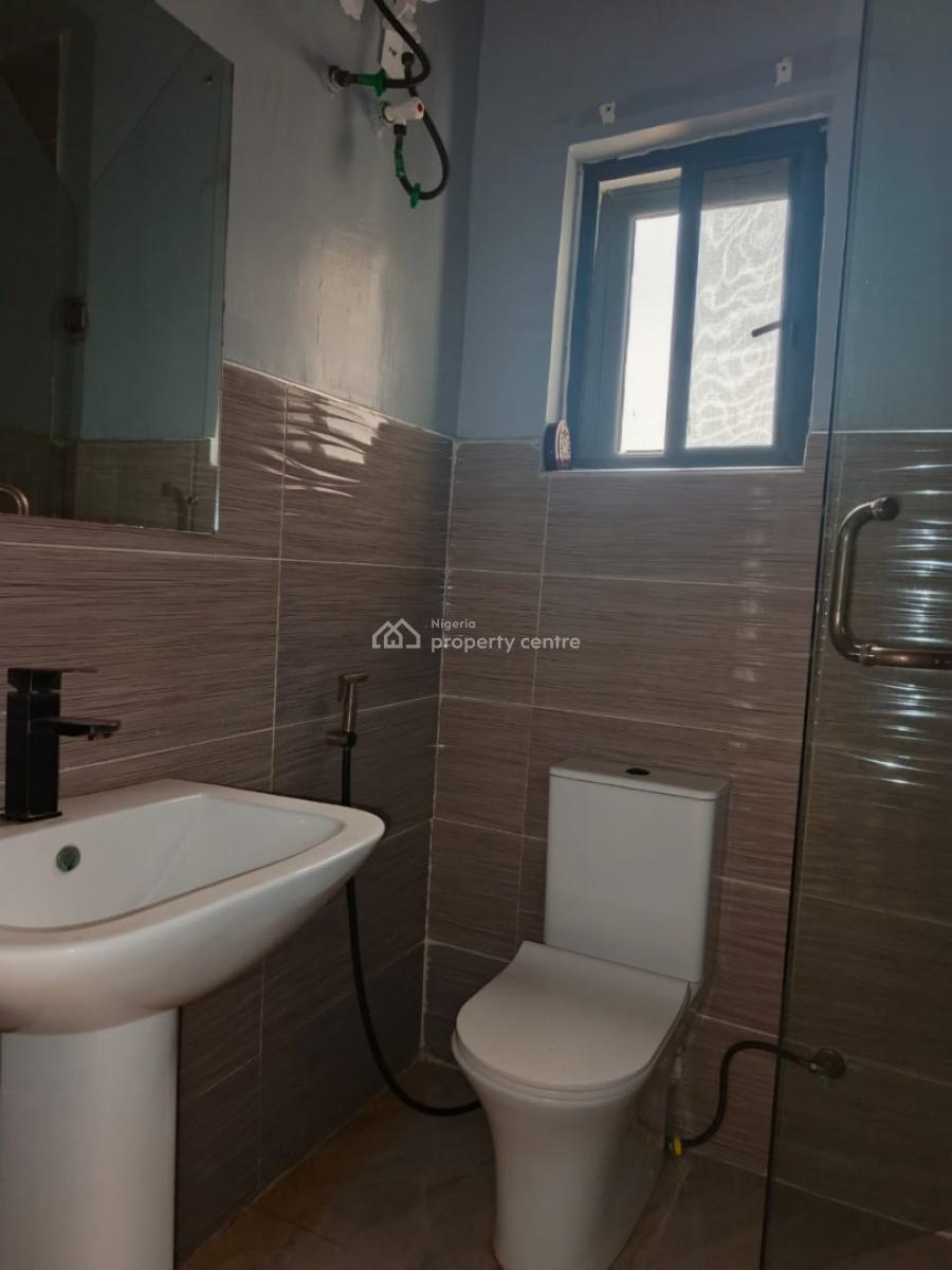 3 Bedroom Apartment with Amenities and  a Room Bq, Off Àjọṣe Adeogun, Victoria Island (vi), Lagos, Flat / Apartment for Rent