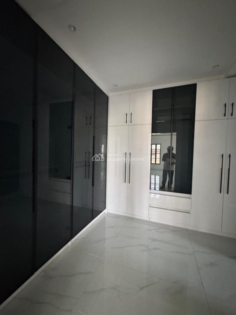 Elegant 5-bedroom Detached Home Offers The Ultimate Blend of Luxury, Osapa, Lekki, Lagos, Detached Duplex for Sale