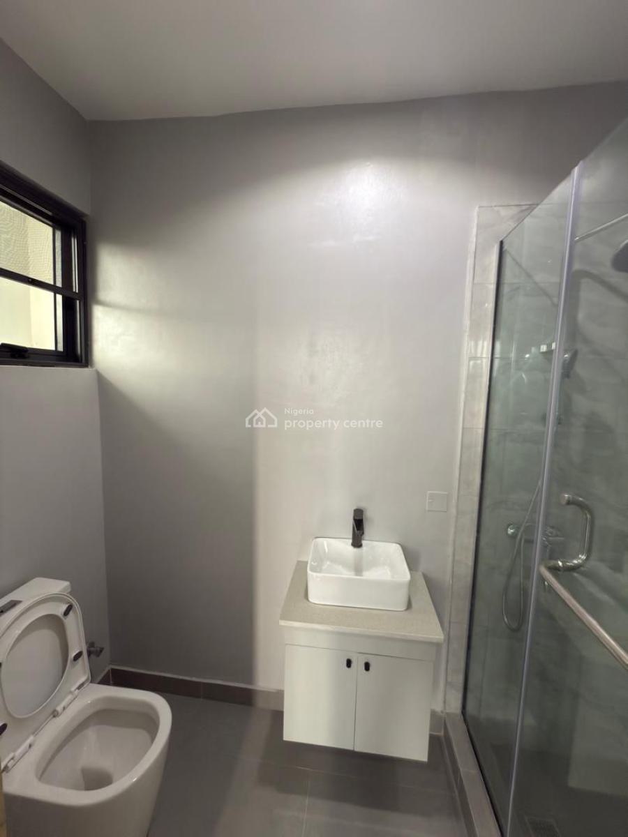 Enjoy Scenic Views From This 4 Bedroom Maisonette with a Swimming Pool, Lekki Phase 1, Lekki, Lagos, Flat / Apartment for Sale
