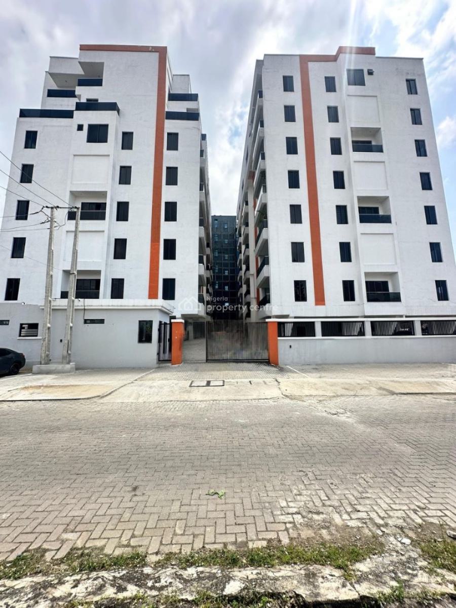 Cozy 4 Bedroom Maisonette with Bq Swimming Pool &elevator, Lekki Phase 1, Lekki, Lagos, Flat / Apartment for Sale