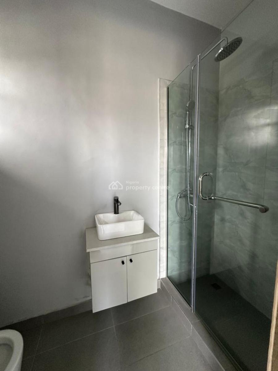 Cozy 4 Bedroom Maisonette with Bq Swimming Pool &elevator, Lekki Phase 1, Lekki, Lagos, Flat / Apartment for Sale