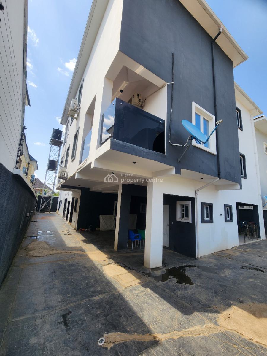 Luxury 2 Bedroom Block of Flat, Dawaki, Gwarinpa, Abuja, Flat / Apartment for Rent