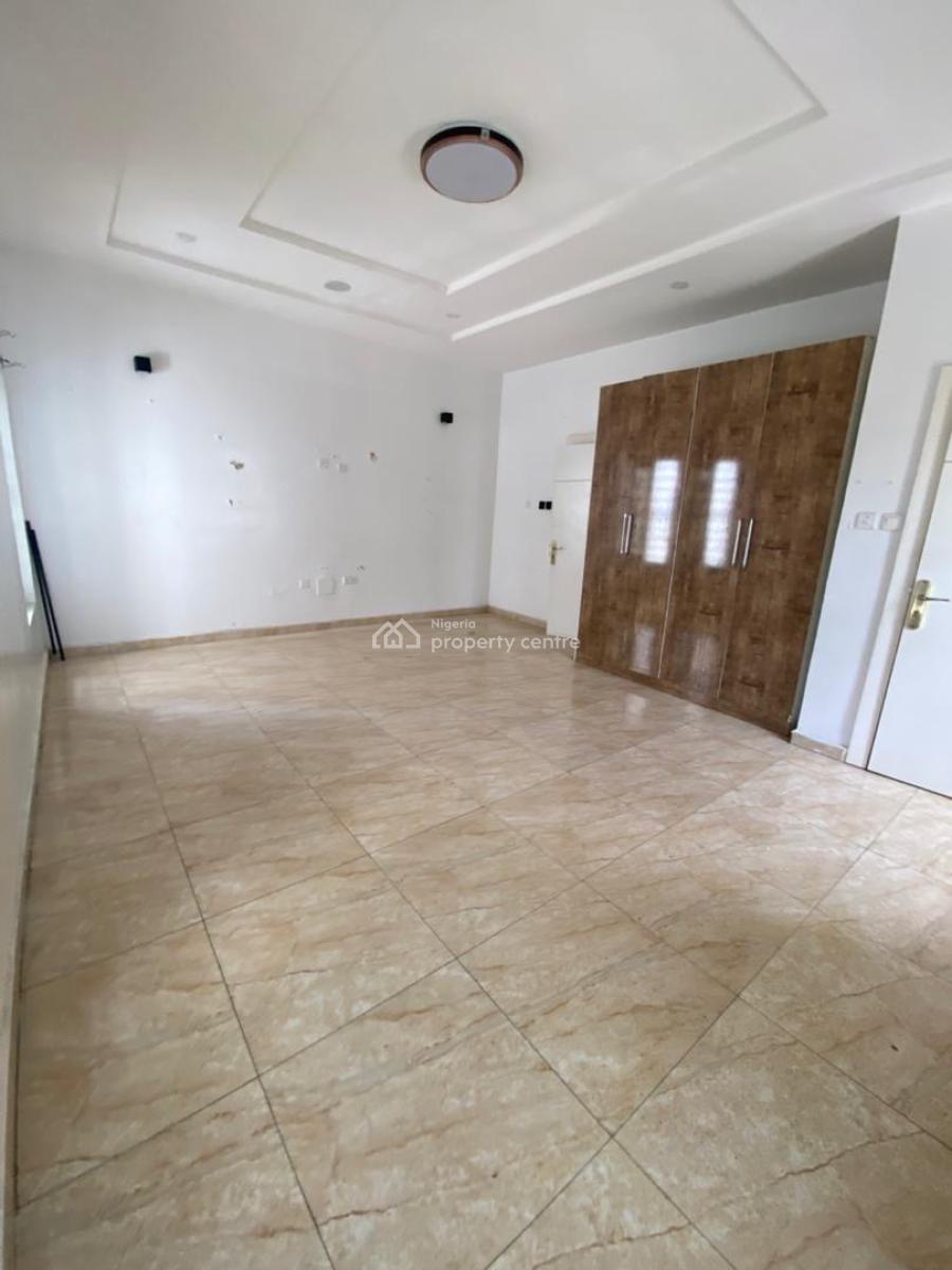 Standard and Massive Master Bedroom, Lekki Conservation Off Orchid Road, Lekki, Lagos, Self Contain (single Rooms) for Rent
