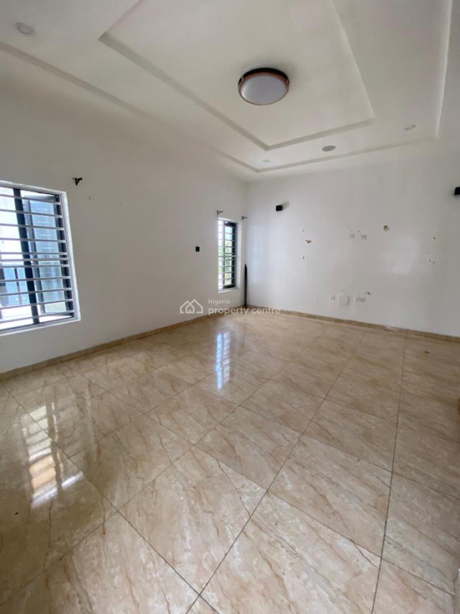 Standard and Massive Master Bedroom, Lekki Conservation Off Orchid Road, Lekki, Lagos, Self Contain (single Rooms) for Rent