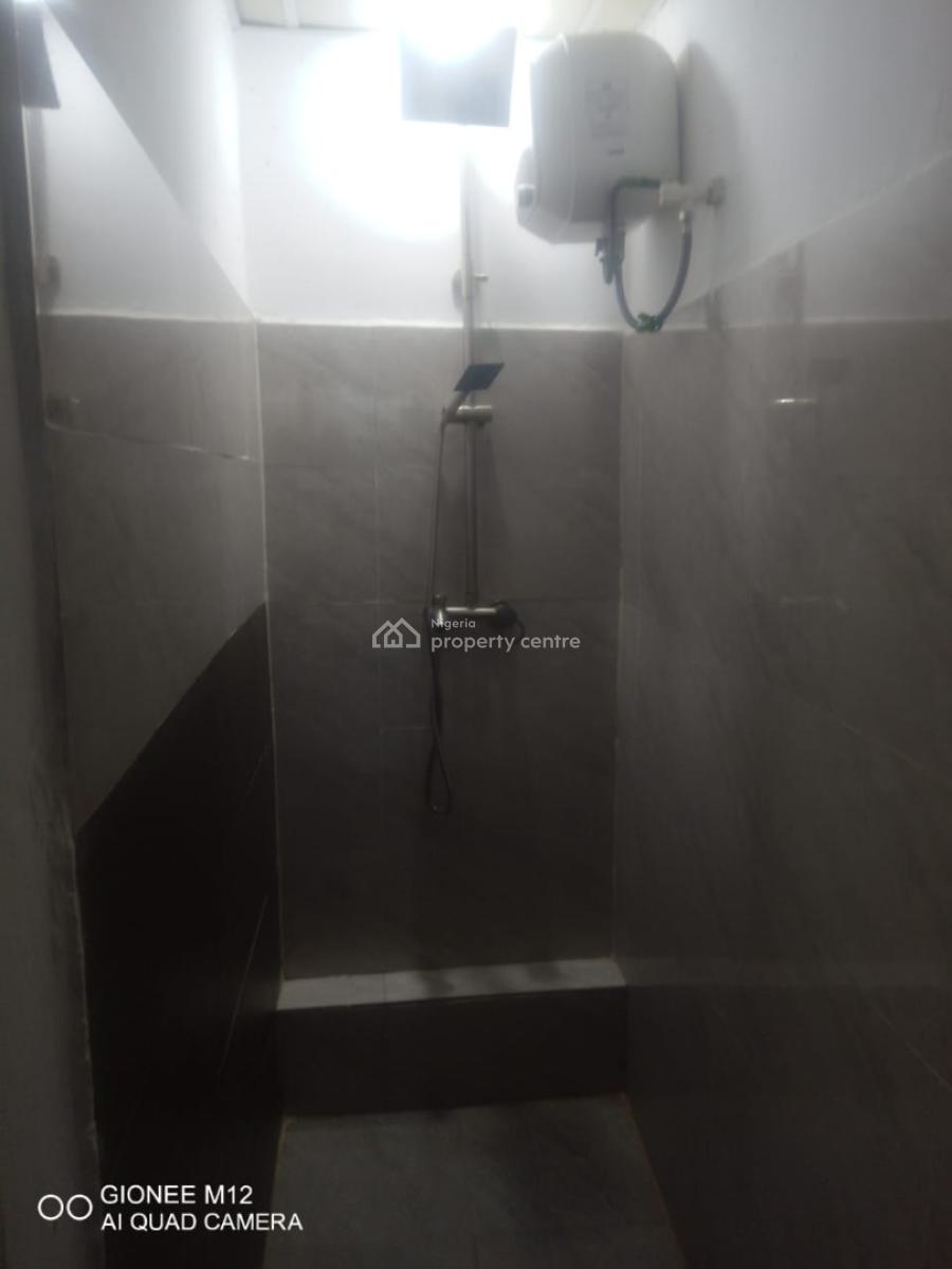 Spacious Serviced  Room Self Contained, Off Sinari Daranijo Street, Victoria Island (vi), Lagos, Self Contain (single Rooms) for Rent