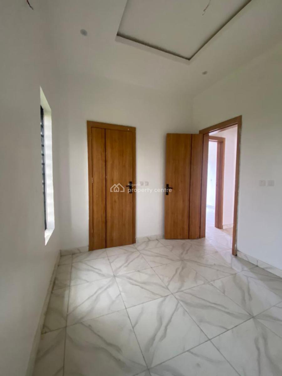 5 Bedroom Fully Detached Duplex with Bq, Orchid Road, Lekki, Lagos, Detached Duplex for Sale
