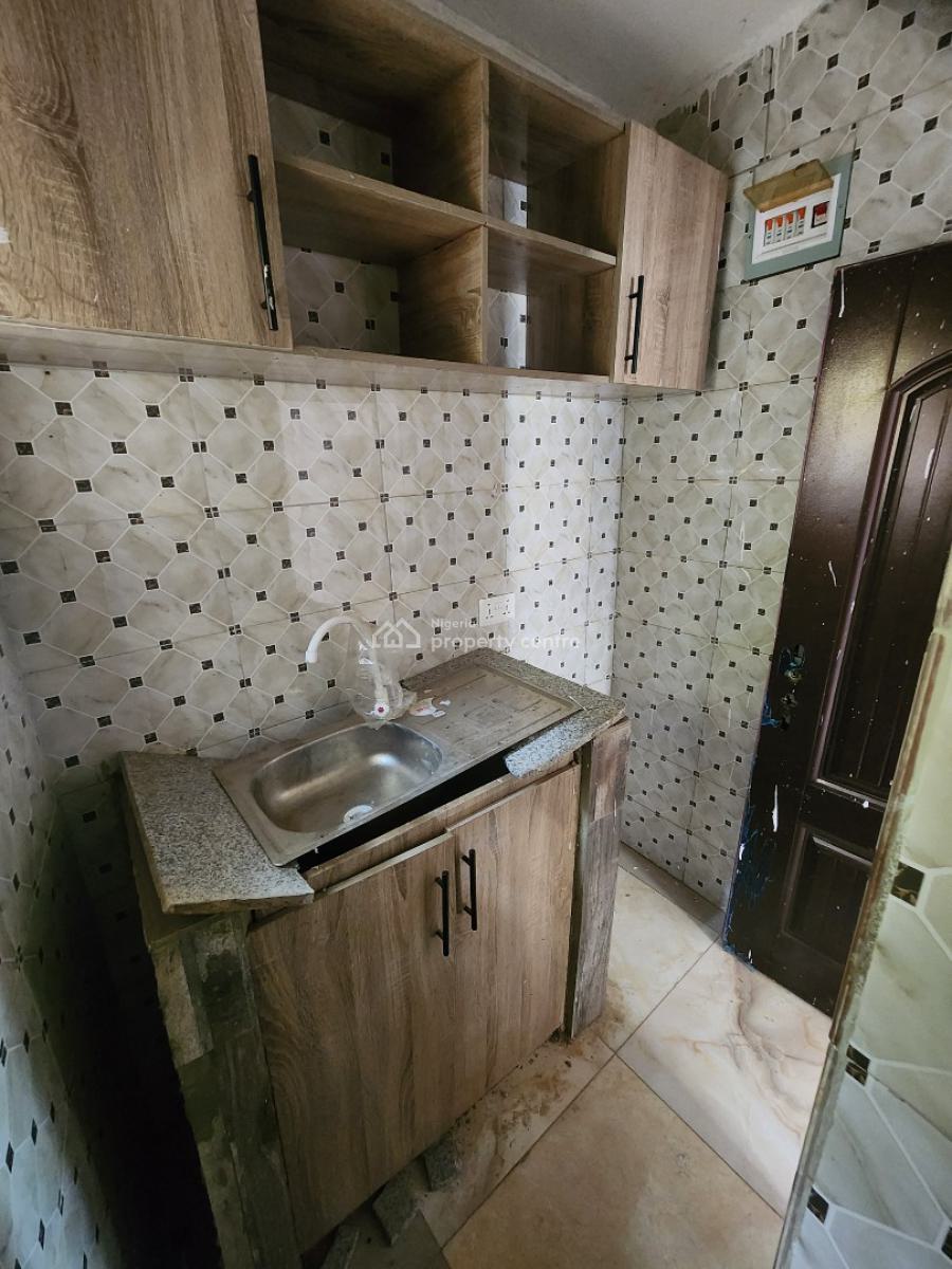 Luxury Self Contain, News Engineering Dawaki, Dawaki, Gwarinpa, Abuja, Self Contain (single Rooms) for Rent