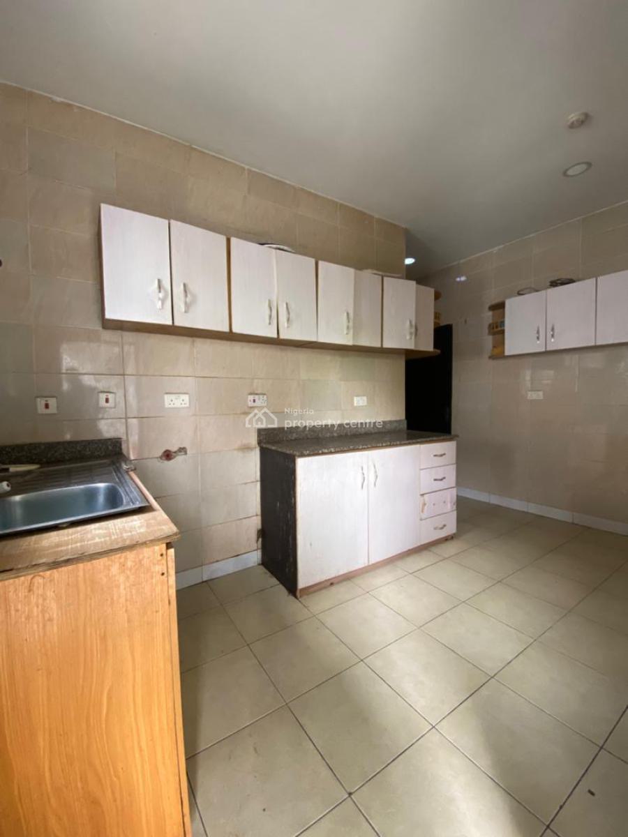 Spacious Upstairs and 2 in a Compound, Via Thera Annex, Sangotedo, Ajah, Lagos, Flat / Apartment for Rent