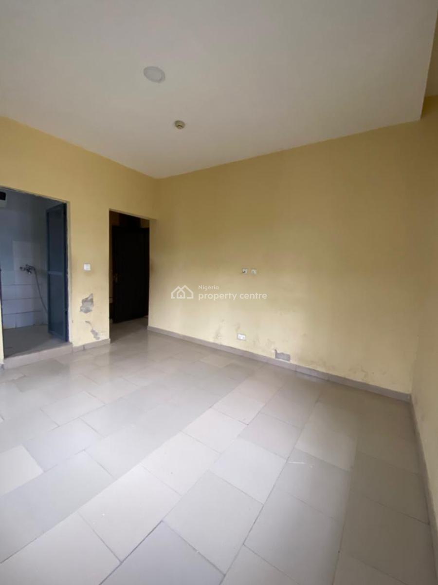 Spacious Upstairs and 2 in a Compound, Via Thera Annex, Sangotedo, Ajah, Lagos, Flat / Apartment for Rent
