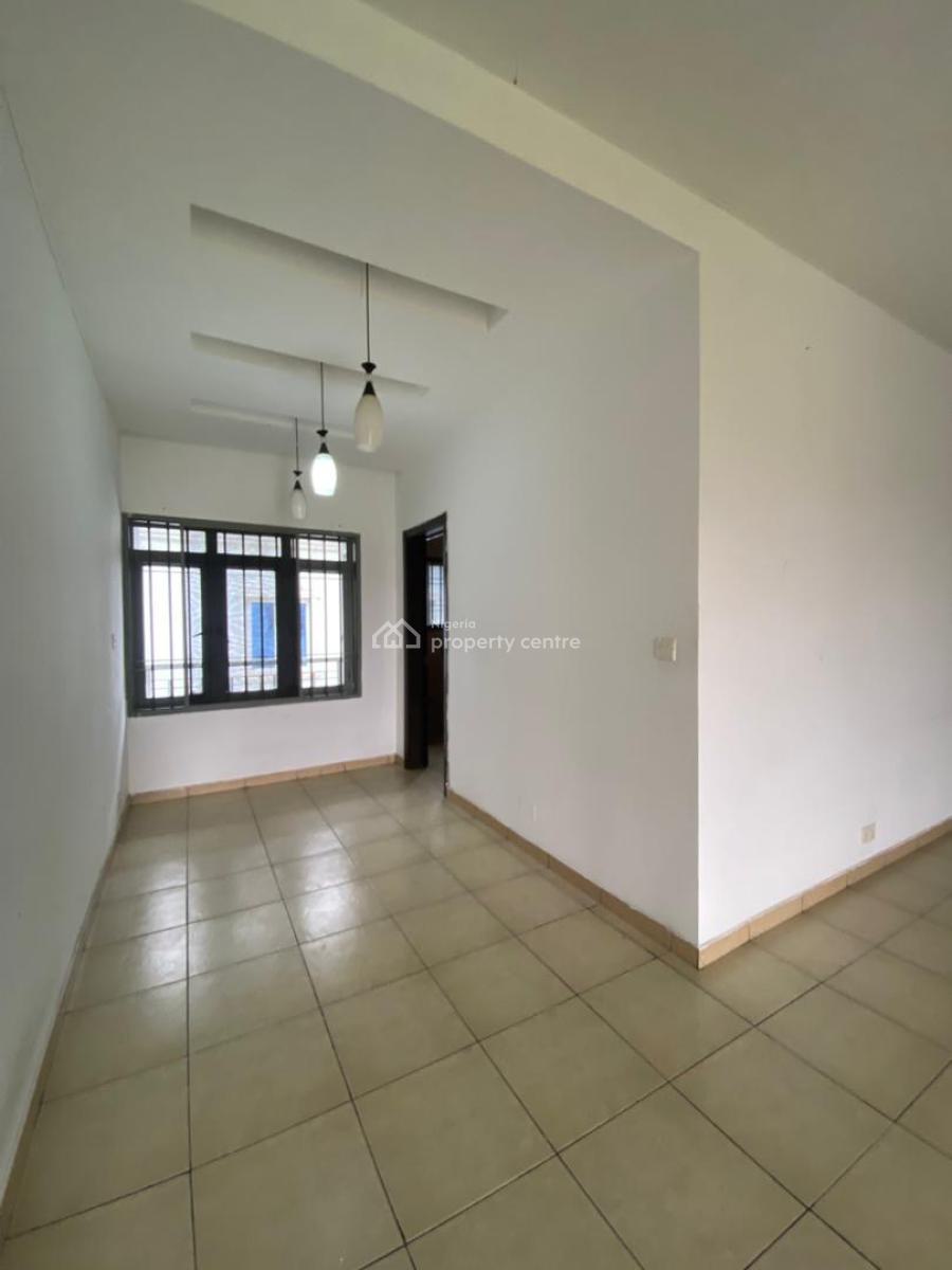 Spacious Upstairs and 2 in a Compound, Via Thera Annex, Sangotedo, Ajah, Lagos, Flat / Apartment for Rent