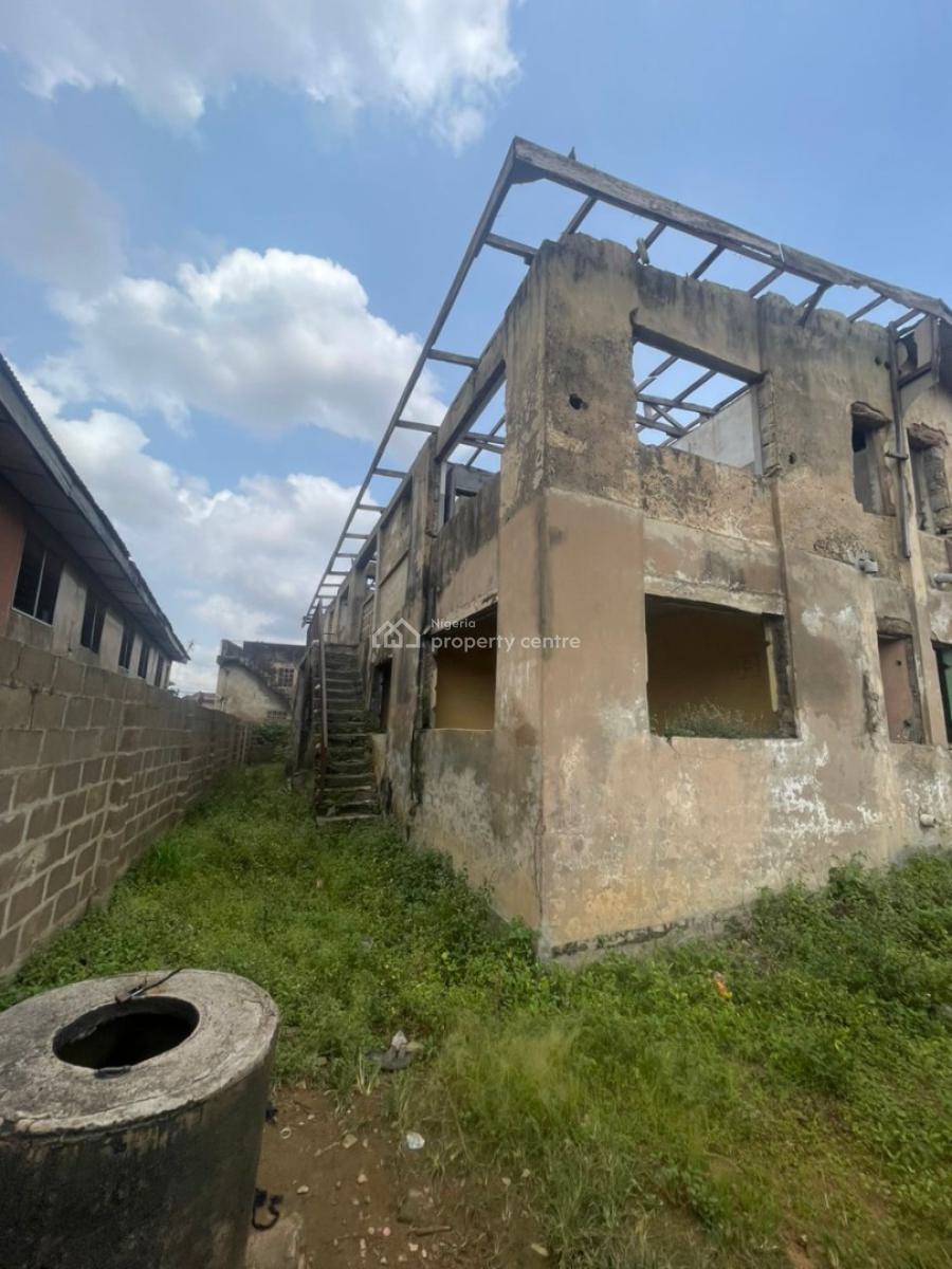 4 Flat of 2 Bedroom Each on 800sqm of Land with Foundation for Shops, Bashorun, New Bodija, Ibadan, Oyo, Block of Flats for Sale