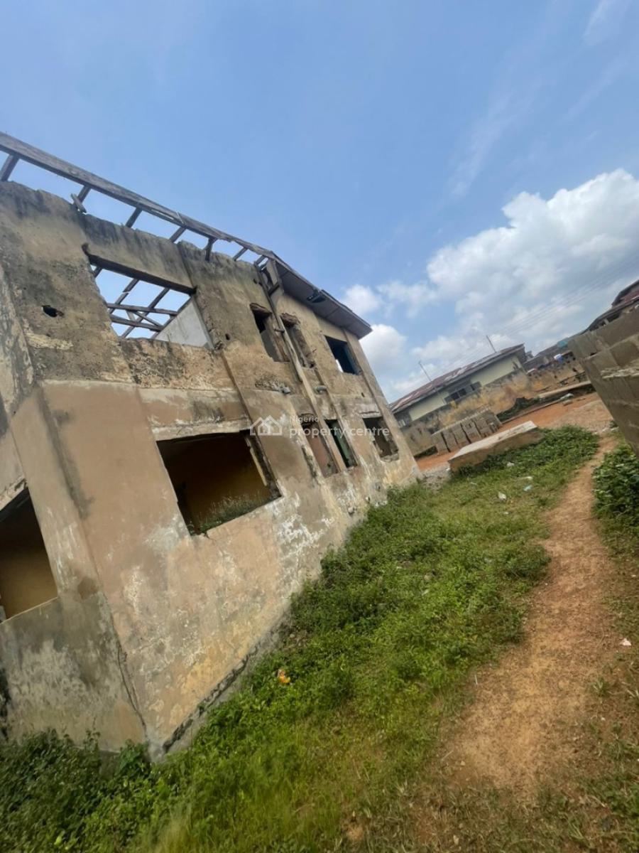 4 Flat of 2 Bedroom Each on 800sqm of Land with Foundation for Shops, Bashorun, New Bodija, Ibadan, Oyo, Block of Flats for Sale