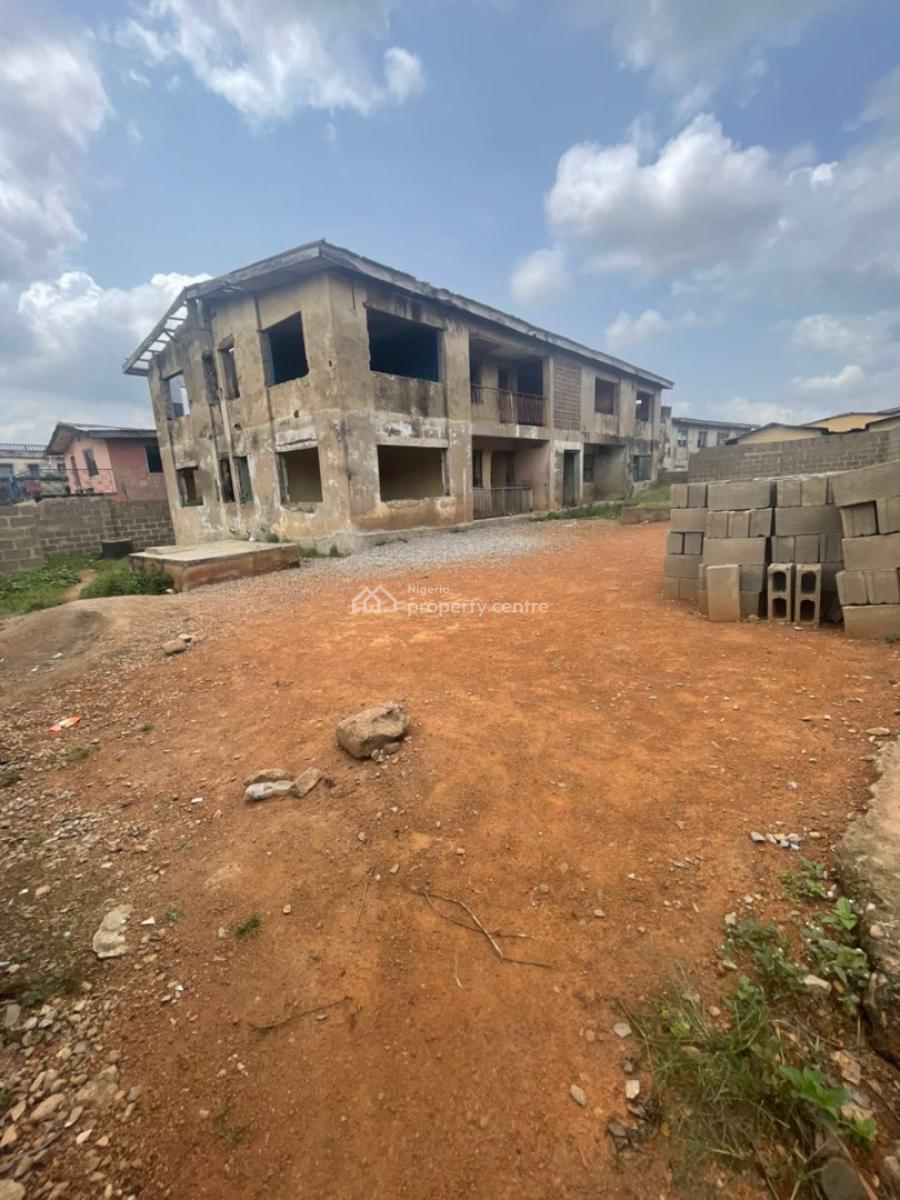 4 Flat of 2 Bedroom Each on 800sqm of Land with Foundation for Shops, Bashorun, New Bodija, Ibadan, Oyo, Block of Flats for Sale