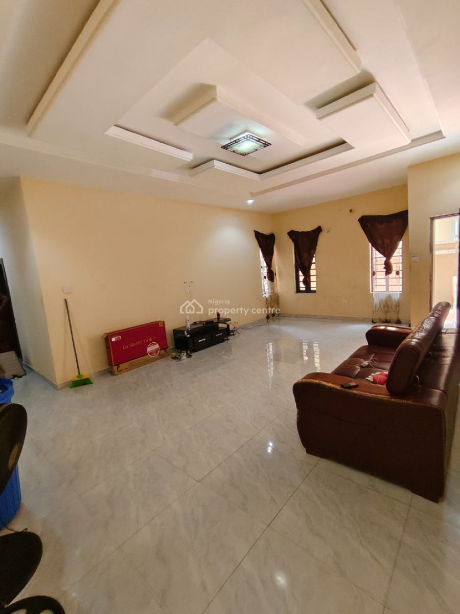 2 Bedrooms Apartment, Ikota Mobile Road, Ajah, Lagos, Flat / Apartment for Rent