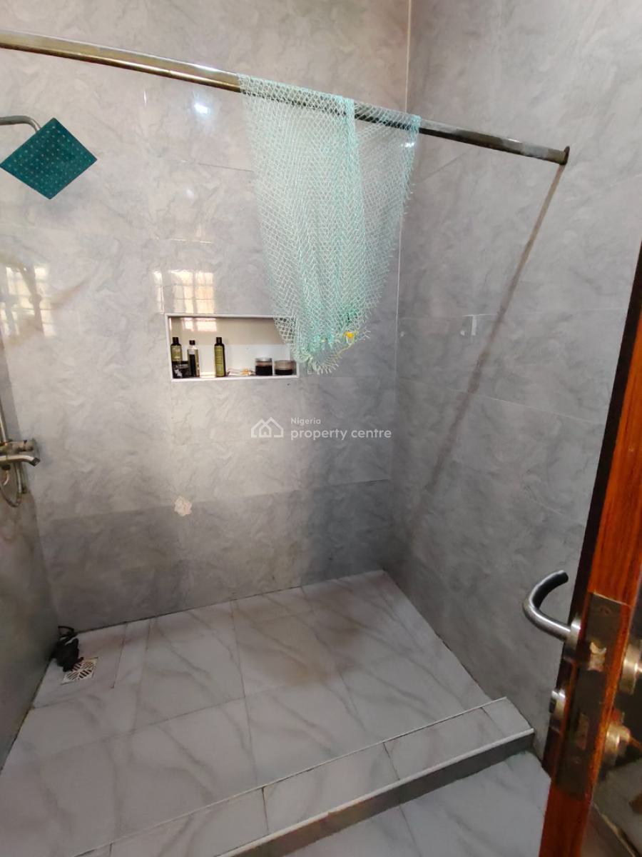 2 Bedrooms Apartment, Ikota Mobile Road, Ajah, Lagos, Flat / Apartment for Rent