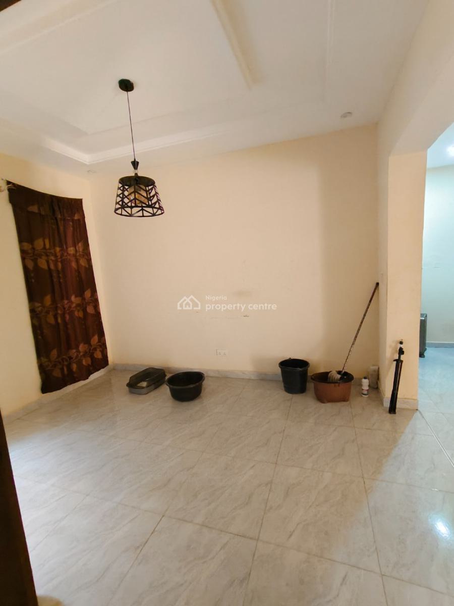 2 Bedrooms Apartment, Ikota Mobile Road, Ajah, Lagos, Flat / Apartment for Rent