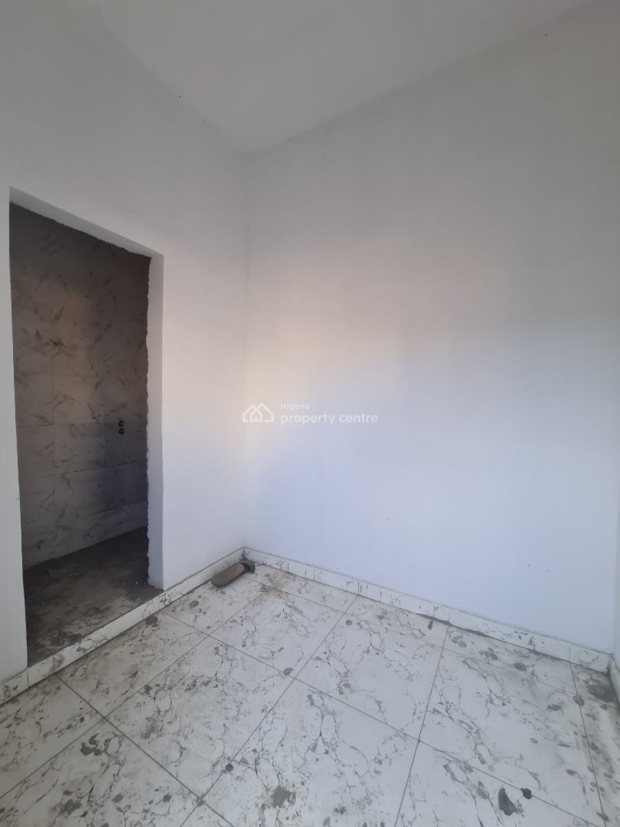 4 Bedrooms Terrace Duplex with Bq in a Minicourt, Abraham Adesanya, Ajah, Lagos, Terraced Duplex for Rent