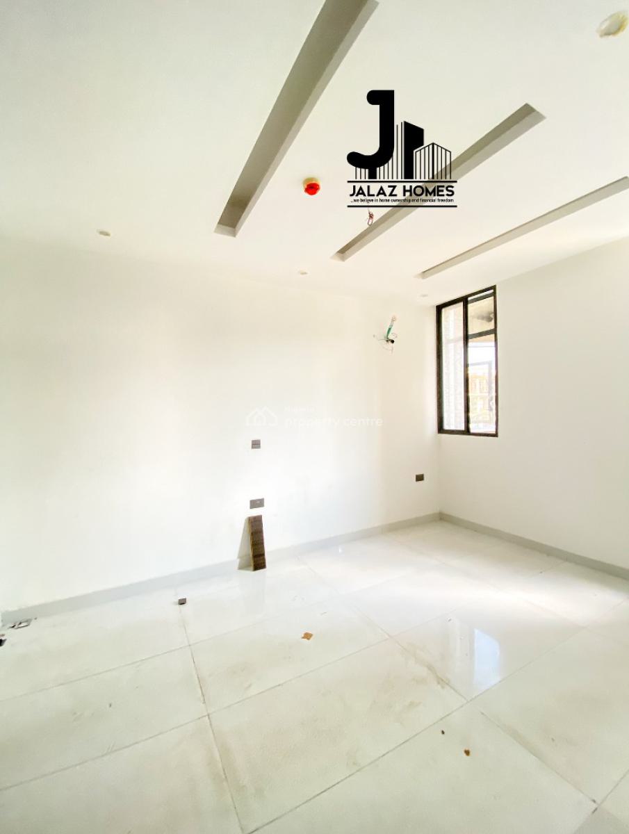 2 Bedroom Apartment, Lekki Phase 1, Lekki, Lagos, House for Sale