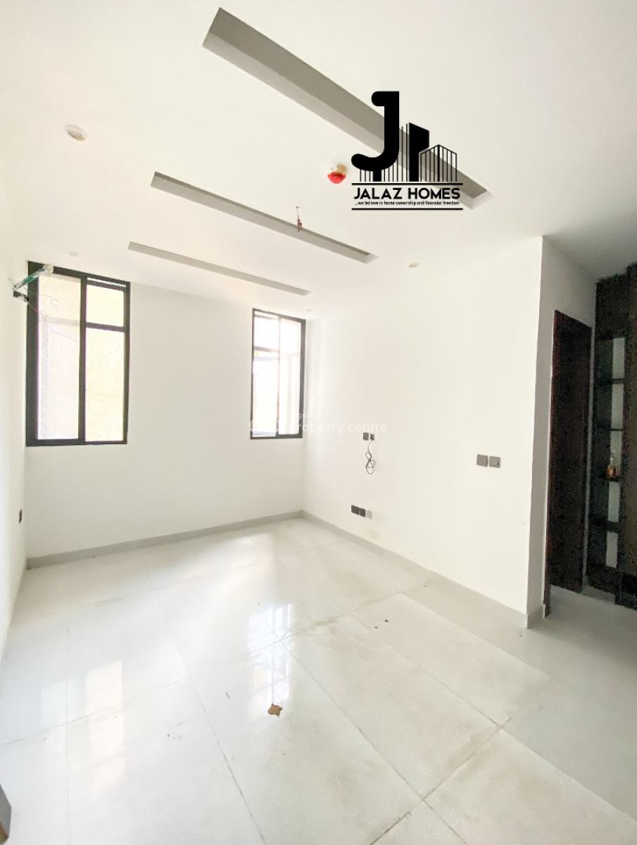 2 Bedroom Apartment, Lekki Phase 1, Lekki, Lagos, House for Sale
