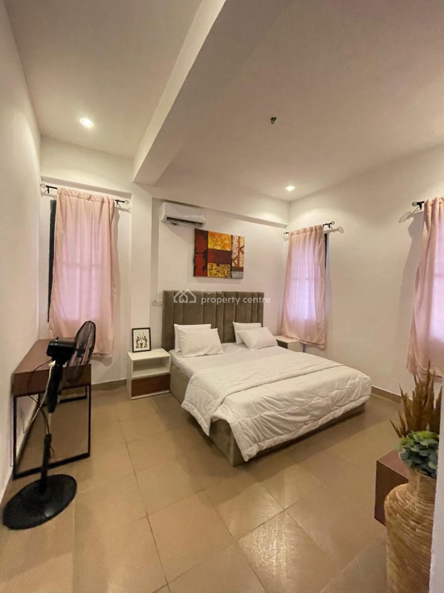Luxury and Well Maintained Mini Flat Apartment, Crystabel Gardens Orchid Road, Lekki Expressway, Lekki, Lagos, Mini Flat (room and Parlour) Short Let