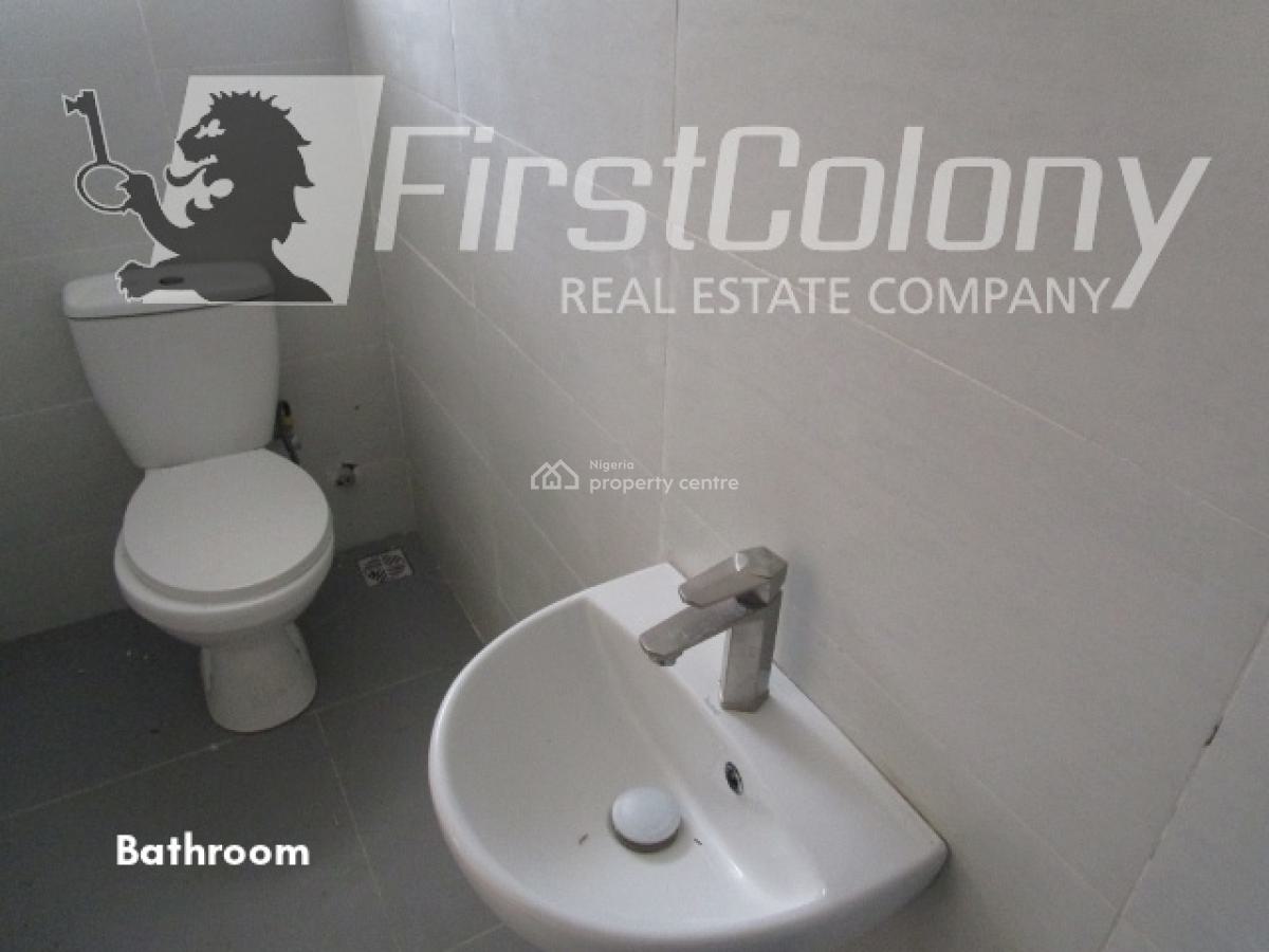 Well Built 1 Bedroom Apartment Within a New Residential Court, Ikate Elegushi, Lekki, Lagos, Flat / Apartment for Sale