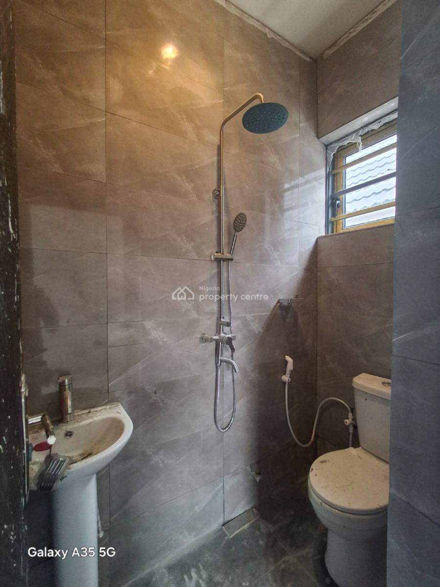 New Upstairs 2 Bedroom Flat, Goodnews, Ajah, Lagos, Flat / Apartment for Rent