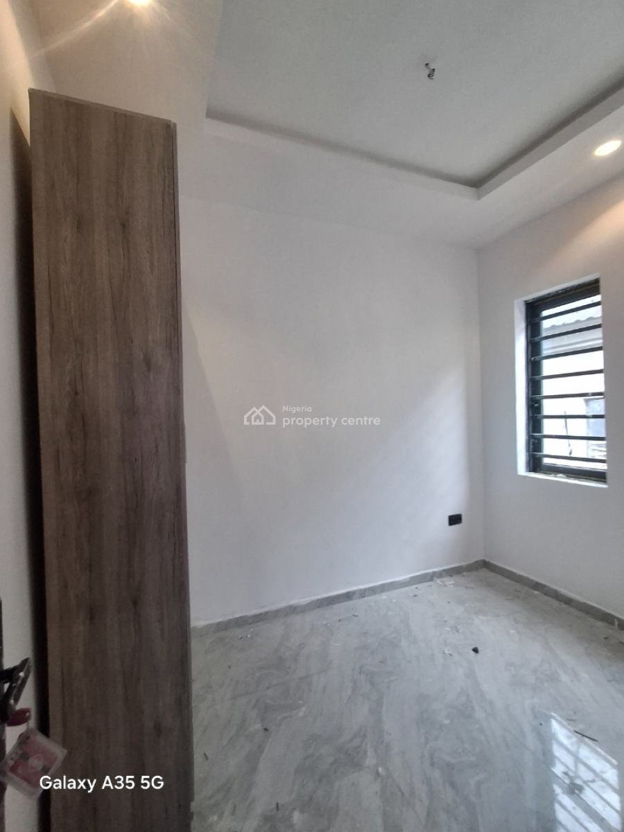 New Upstairs 2 Bedroom Flat, Goodnews, Ajah, Lagos, Flat / Apartment for Rent