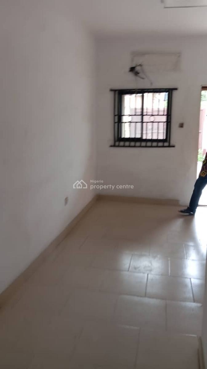 Decent 4 Bedroom Semi Detached Duplex with 2 Room Bq, Anthony, Maryland, Lagos, Semi-detached Duplex for Rent
