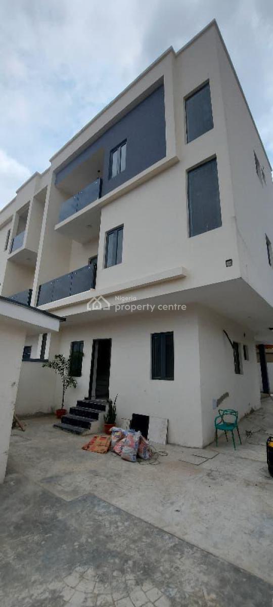Eye Catchy 4bedroom Triplex Duplex, Obanikoro, Shomolu, Lagos, House for Sale